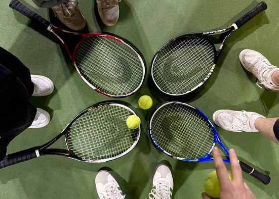 🎾 Мяч скучает. Ракетка пылится. А ты?🏓